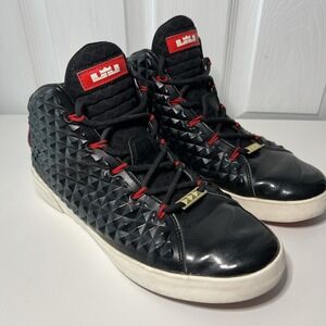 Nike LeBron‎ NSW Lifestyle QS Black Challenge Red Bottoms • Size 9.5